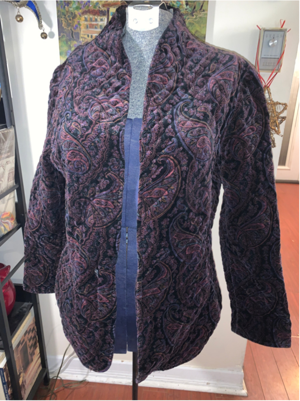 Women's Tan Jay Quilted Paisley velvet jacket , Size 14, Black and Purple
